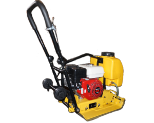 Виброплита Masalta MSR60-4 бензиновая (Honda GX 160, 5.5 л/с, 62 кг, бак для воды, колеса, защитная рама, резиновый коврик)