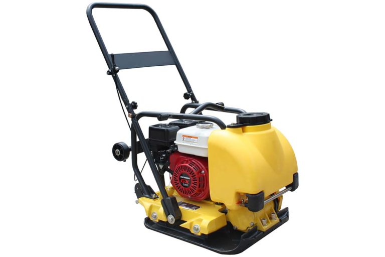 Виброплита TSS-WP90TH  (колесный комплект, бак)