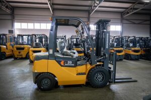 Дизельный вилочный погрузчик GOODSENSE FD30 3/3000/Mitsubishi S4S/2023