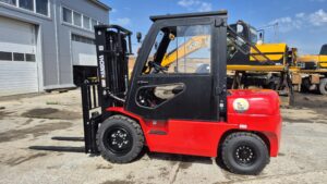 Дизельный вилочный погрузчик OXLIFT (HANGCHA) CPCD 30-AG2 30/3000/SS/Cabin