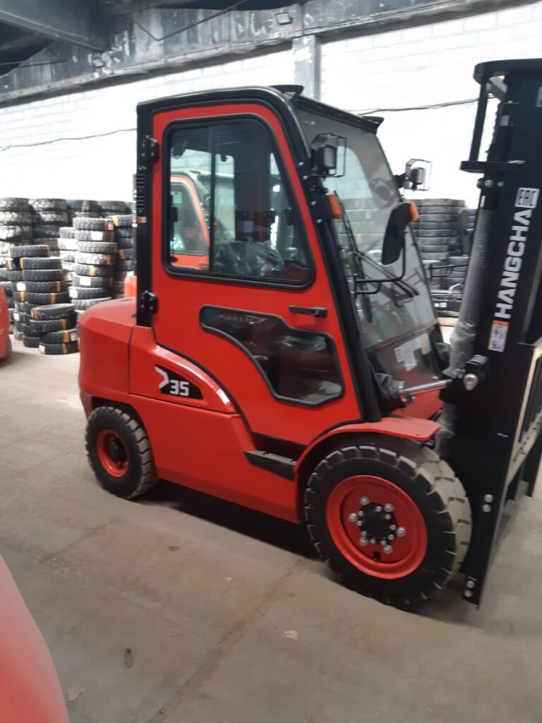 Дизельный вилочный погрузчик HANGCHA CPCD30-AG2 3,5/4500/3FFL/SS/Cabin