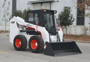 Мини-погрузчик с бортовым поворотом WECAN WT-1100