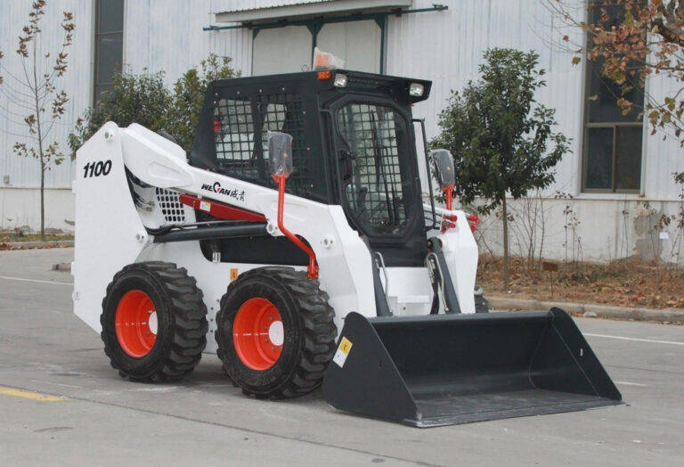 Мини-погрузчик с бортовым поворотом WECAN WT-1100