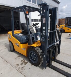 Дизельный вилочный погрузчик CHL CPCD30-XC5K2C 3/3000/SS