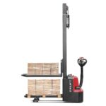 Самоходный штабелер OXLIFT CDD10 h3 OXLIFT 1000/3000 для двух паллет