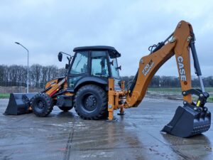 Экскаватор-погрузчик  CASE 770 EX PLUS