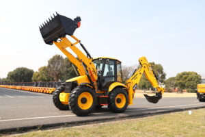 Экскаватор-погрузчик Lonking 84C (ver 2.0), WEICHAI (100л.с.), КОНД., ДЖ., (ШИНЫ 16.9-28R-4 18PR), МОСТЫ CARRARO, ЭКПП CARRARO