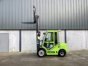 Дизельный вилочный погрузчик Zoomlion FD30Z-Y 3/4500/FFL/SS/Cabin