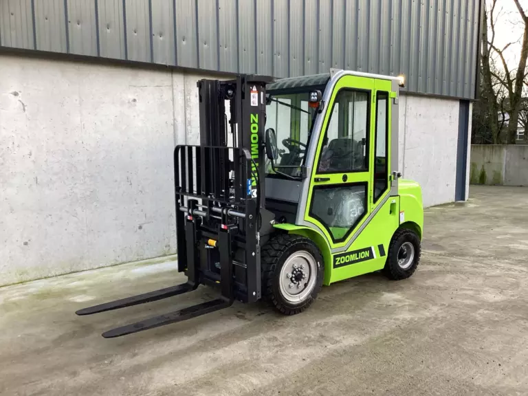 Дизельный вилочный погрузчик Zoomlion FD35Z-Y 3,5/3000/SS/Cabin/Isuzu C240