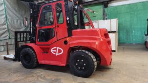 Дизельный вилочный погрузчик EP CPCD70T8 7/3000/5V/5P/Cabin/Mitsubishi S6ST
