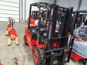 Дизельный вилочный погрузчик EP CPCD35T3 3,5/3000/Xinchai C490BPG