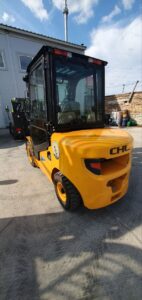 Дизельный вилочный погрузчик CHL CPCD30-XC5K2C 3/3000/SS/Cabin