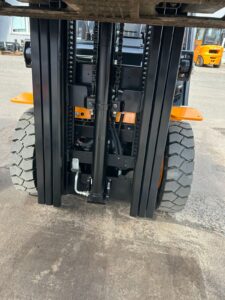 Дизельный вилочный погрузчик HANGCHA CPCD25-XRW10 2,5/3000-4800