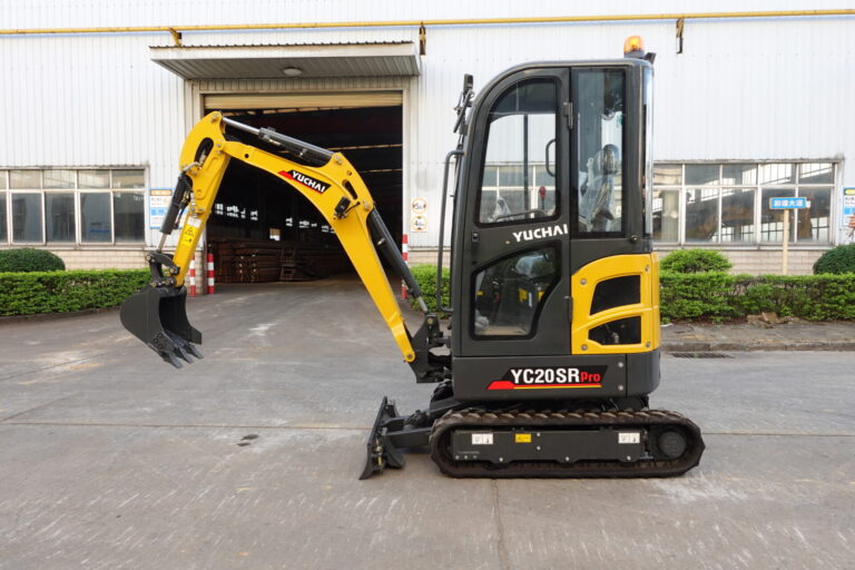 Гусеничный экскаватор YUCHAI U20