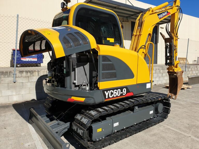 Гусеничный экскаватор YUCHAI YC 60-9
