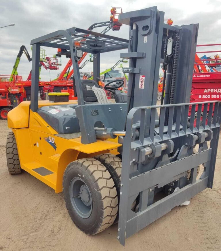Дизельный вилочный погрузчик CHL CPCD50-W2K2 5/3000/SS
