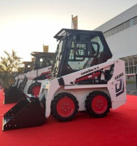 Мини-погрузчик с бортовым поворотом LONKING CDM 303