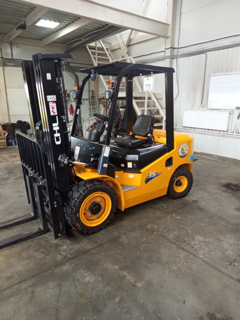 Дизельный вилочный погрузчик CHL CPCD35-M1K2C 3.5/4800/FFL/SS