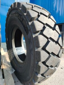 Шина пневмо 12.00R20 Galaxy Yardmaster Radial TL