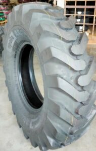 Шина пневмо 14.00-24 Apollo ARG 217 TL