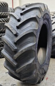 Шина пневмо 710/70R42 176A8/173D MRL RRT 770 TL