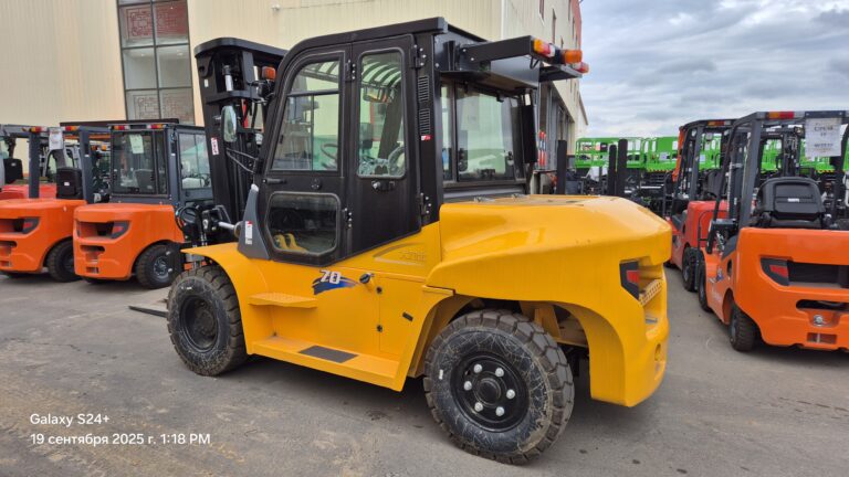 Дизельный вилочный погрузчик CHL CPCD70-W2K2 7/3000/SS/Cabin