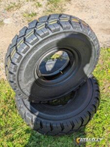 Шина пневмо Emrald GRECKSTER IND01