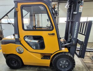 Дизельный вилочный погрузчик Goodsense FD35G-X12 3,5/4800/FFL/SS/Cabin